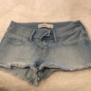 Abercrombie shorts size 8